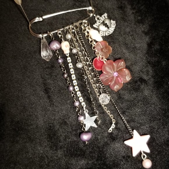 💔 OOAK VINTAGE Poison Apple NYC Designer HEARTBREAKER Safety Pin Brooch UNIQUE! - Picture 9 of 11